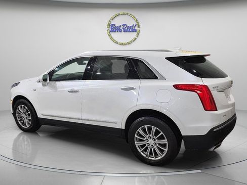 Used 2018 Cadillac XT5 Luxury w/ Driver Awareness Package image 4