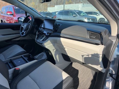 Used 2025 Honda Odyssey Elite image 31