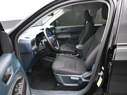 Used 2025 Ford Maverick XL FWD image 9