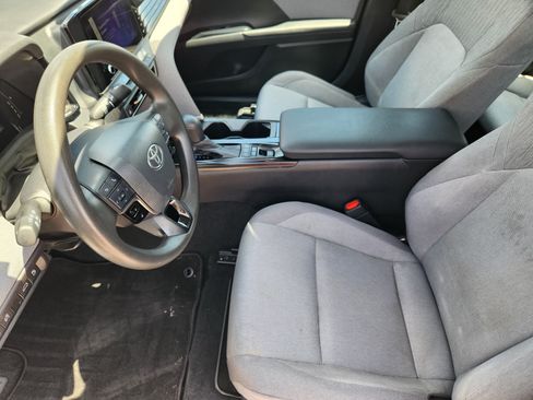 Used 2025 Toyota Camry LE FWD image 14