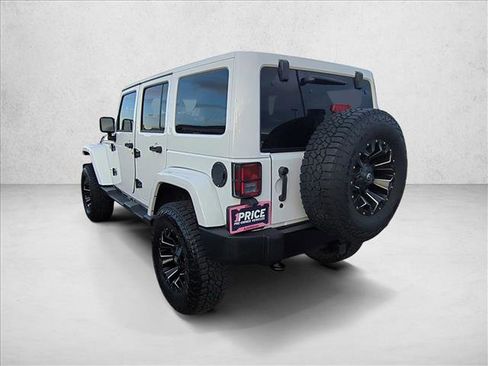 Used 2018 Jeep Wrangler Unlimited Sahara image 8