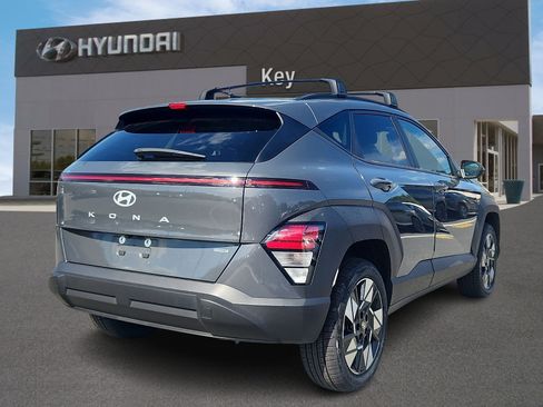 Certified 2024 Hyundai Kona SEL AWD/4WD image 4