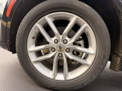 Used 2022 Dodge Durango GT image 11