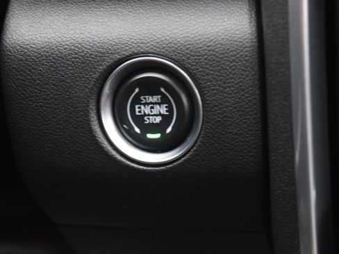 Used 2025 GMC Acadia Elevation w/ Elevation Premium Package image 32