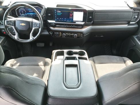 Used 2024 Chevrolet Silverado 2500 LT AWD/4WD image 6