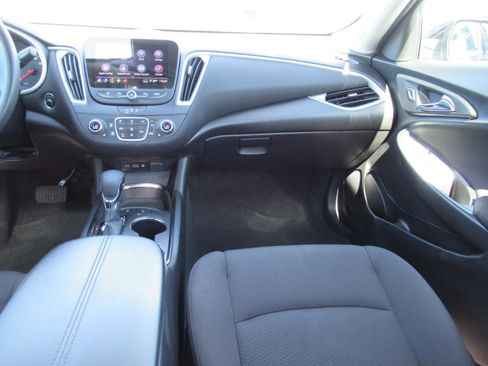 Used 2024 Chevrolet Malibu LT FWD image 14