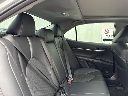 Used 2019 Toyota Camry XSE w/ Driver Assist Package image 37