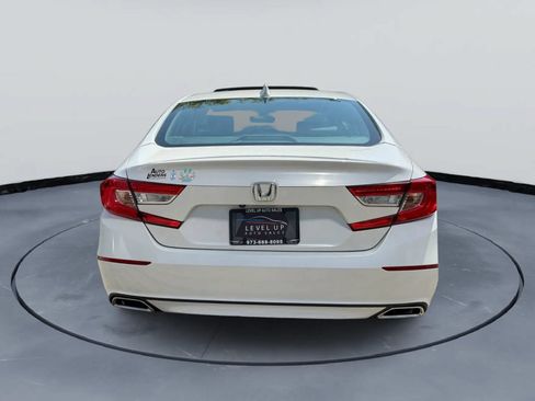 Used 2018 Honda Accord EX-L image 5