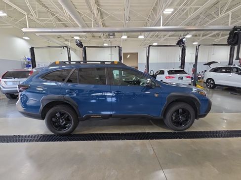 Used 2022 Subaru Outback Wilderness AWD/4WD image 9