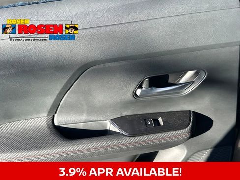 New 2025 Nissan Kicks SR image 12