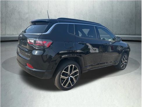 New 2025 Jeep Compass Limited w/ Elite Group AWD/4WD image 10