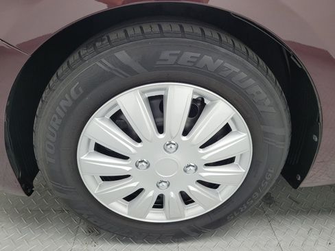 Used 2017 Kia Forte LX FWD image 31