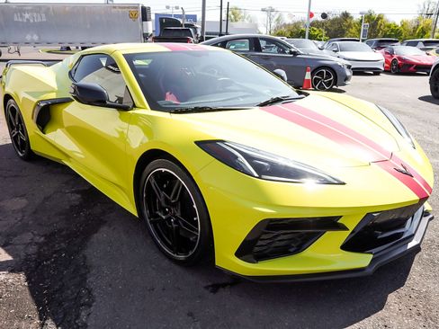 Used 2023 Chevrolet Corvette Stingray Preferred Conv w/ Z51 Performance Package RWD image 3