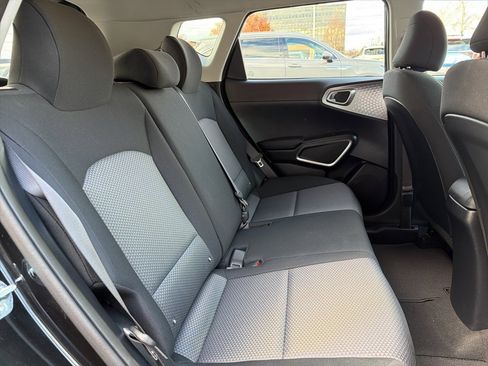 Certified 2024 Kia Soul LX w/ Option Group 015 image 16