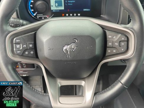 Used 2024 Ford Bronco Black Diamond w/ Sasquatch Package AWD/4WD image 5