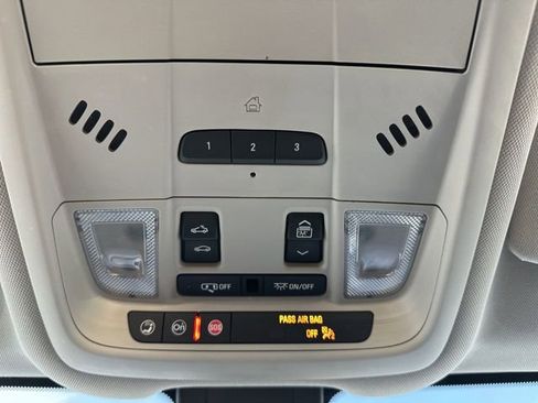 Used 2024 GMC Terrain Denali image 36