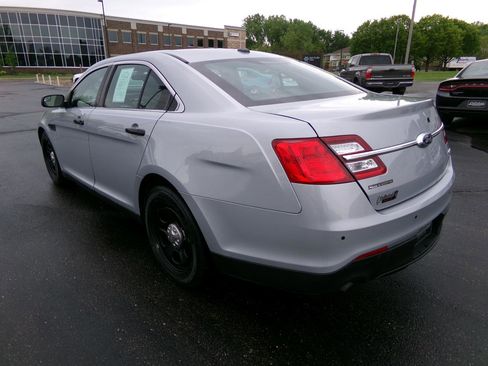 Used 2019 Ford Taurus Police Interceptor AWD image 5