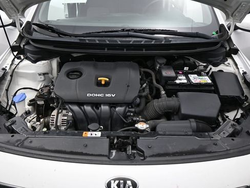 Used 2017 Kia Forte LX w/ LX Popular Package FWD image 25