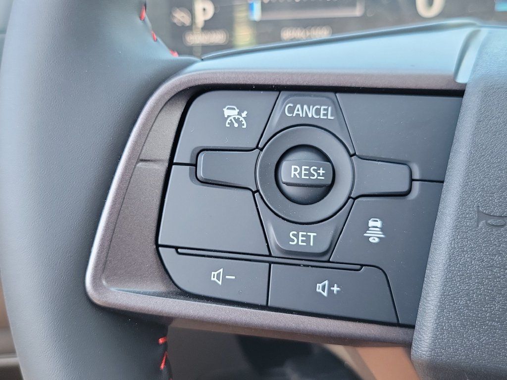 New 2027 Nissan Sentra SR FWD image 13