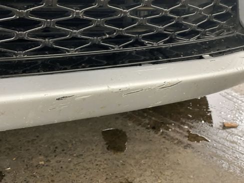 Used 2024 Chrysler Pacifica Touring-L image 30