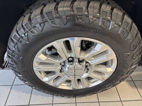 Used 2021 GMC Sierra 2500 Denali w/ Denali Ultimate Package AWD/4WD image 5