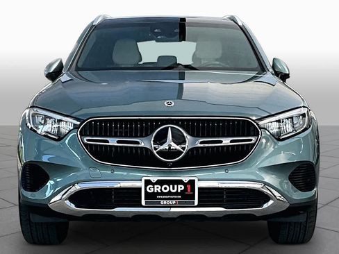Used 2025 Mercedes-Benz GLC 300 image 4