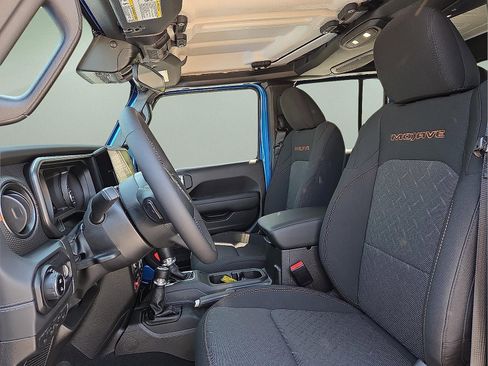 New 2025 Jeep Gladiator Mojave w/ Steel Bumper Group image 14