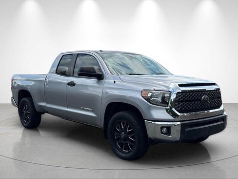 Used 2018 Toyota Tundra SR5 w/ SR5 Upgrade Package RWD image 7