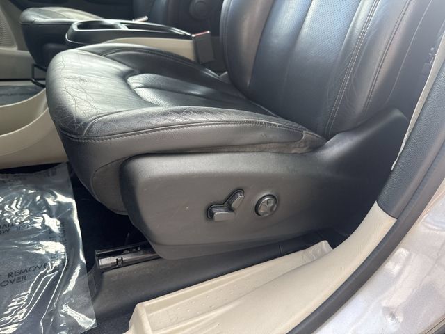 Used 2018 Chrysler Pacifica Touring-L FWD image 31