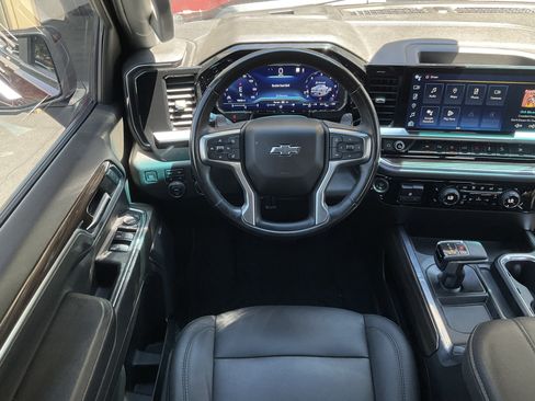 Used 2023 Chevrolet Silverado 1500 RST AWD/4WD image 22