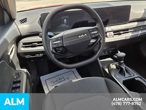 Used 2025 Kia K4 FWD image 5