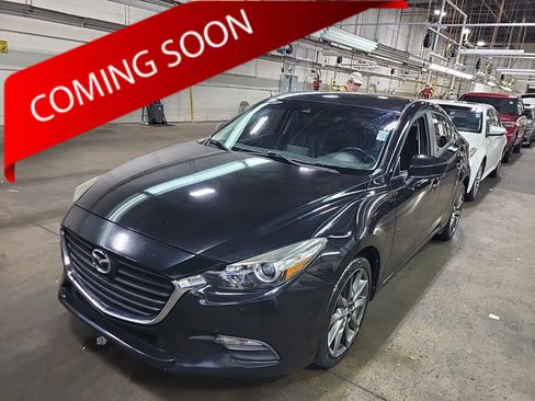 Used 2018 MAZDA MAZDA3 Touring FWD image 1