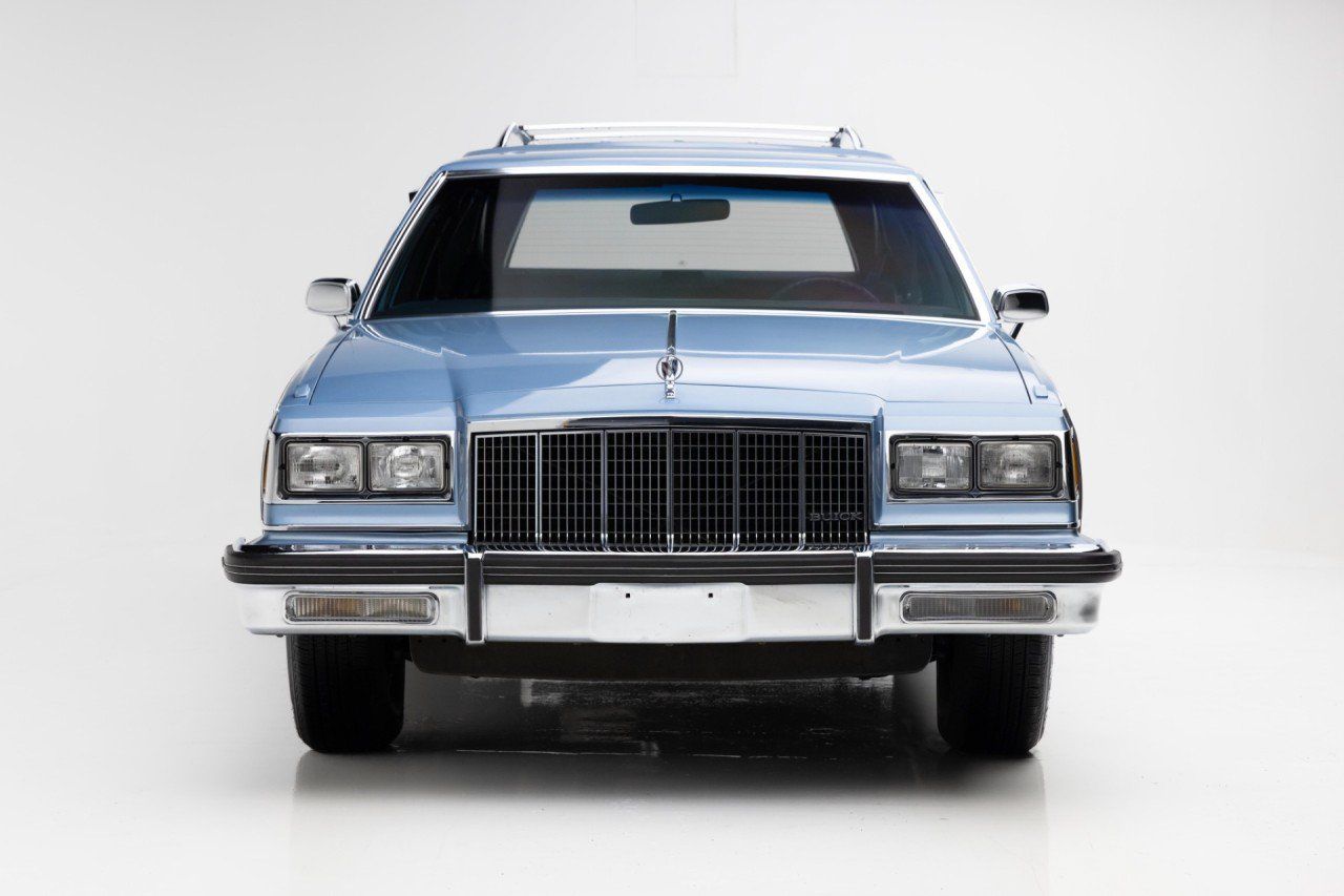 Used 1990 Buick Le Sabre Estate RWD image 5