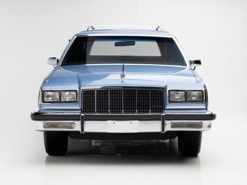 Used 1990 Buick Le Sabre Estate RWD image 5