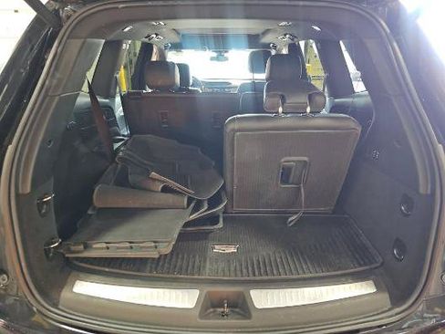 Used 2024 Cadillac XT6 Luxury w/ LPO, Floor Liner Package AWD/4WD image 11