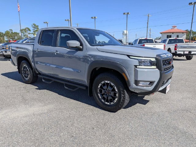 Used 2025 Nissan Frontier PRO-4X w/ Pro Premium Package AWD/4WD image 2