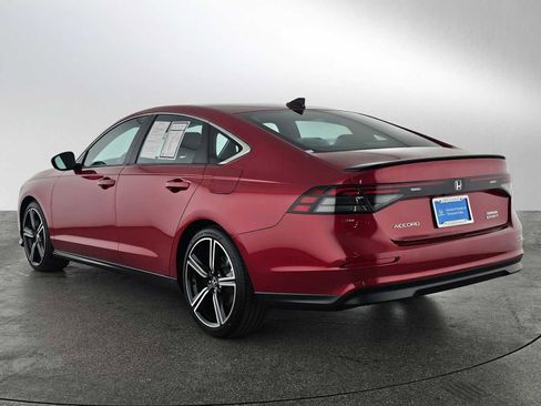 Used 2025 Honda Accord Sport image 5