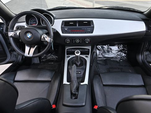 Used 2006 BMW Z4 3.0si RWD image 19