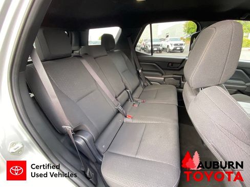 Certified 2025 Toyota 4Runner SR5 AWD/4WD image 21