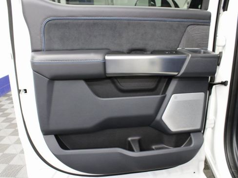 Used 2025 Ford F450 Platinum w/ FX4 Off-Road Package image 76