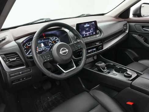 Used 2023 Nissan Rogue SV w/ SV Premium B Package AWD/4WD image 13