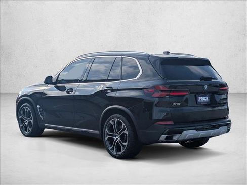Used 2024 BMW X5 xDrive50e w/ Executive Package image 7