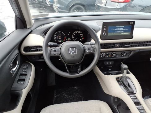 New 2026 Honda HR-V LX image 7