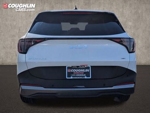 New 2026 Kia Sportage LX FWD image 6