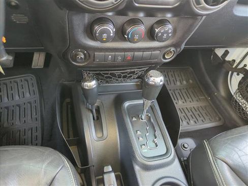 Used 2018 Jeep Wrangler Unlimited Sport S image 11