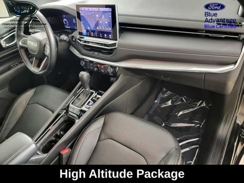 Used 2022 Jeep Compass High Altitude AWD/4WD image 22