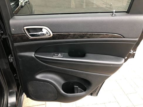 Used 2012 Jeep Grand Cherokee Altitude AWD/4WD image 29