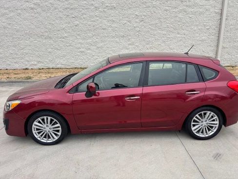 Used 2014 Subaru Impreza 2.0i Limited image 14