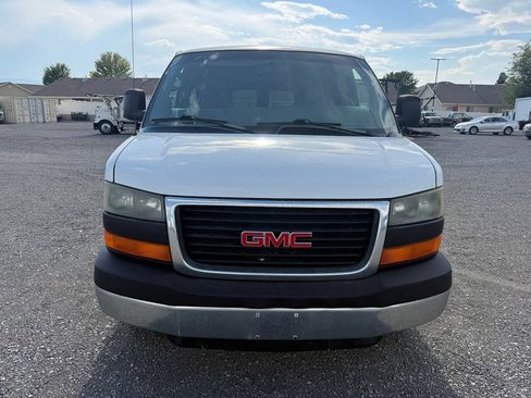 Used 2007 GMC Savana 3500 Extended Passenger w/ LT Preferred Equipment Group RWD image 8