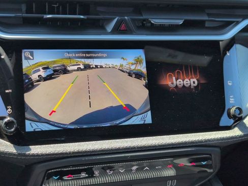 New 2026 Jeep Cherokee Laredo image 19